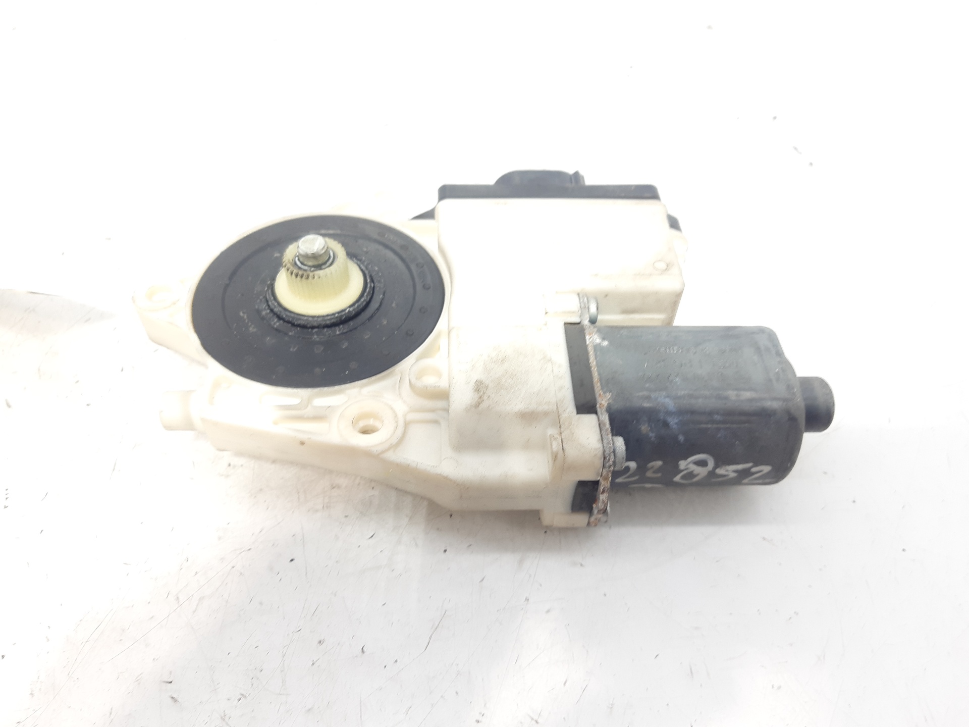 LANCIA X3 E83 (2003-2010) Moteur de commande de vitre de porte avant droite 67626925964 18651503