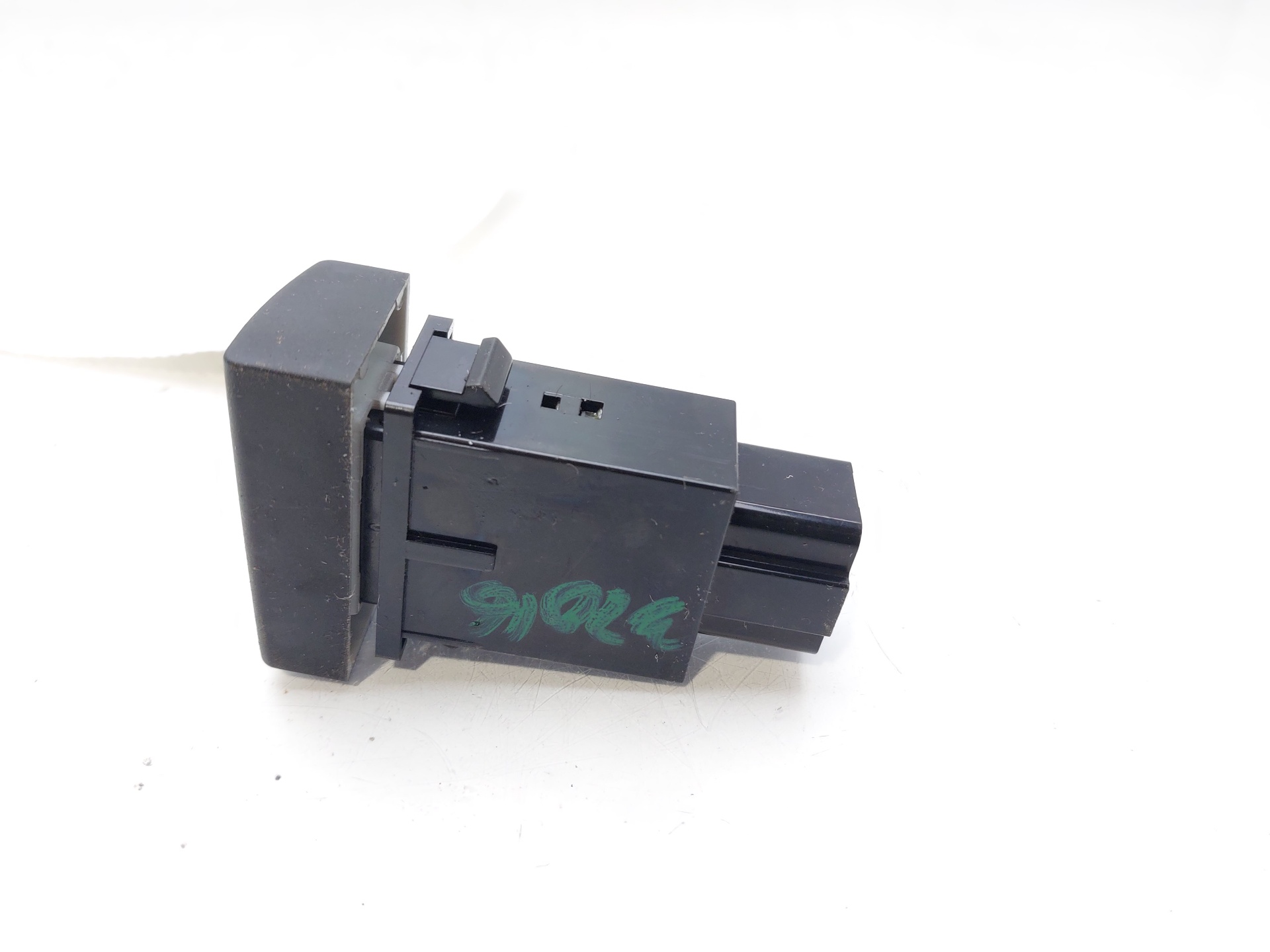 SSANGYONG Rexton Y200 (2001-2007)  Fog light switch 864W02500 23056372