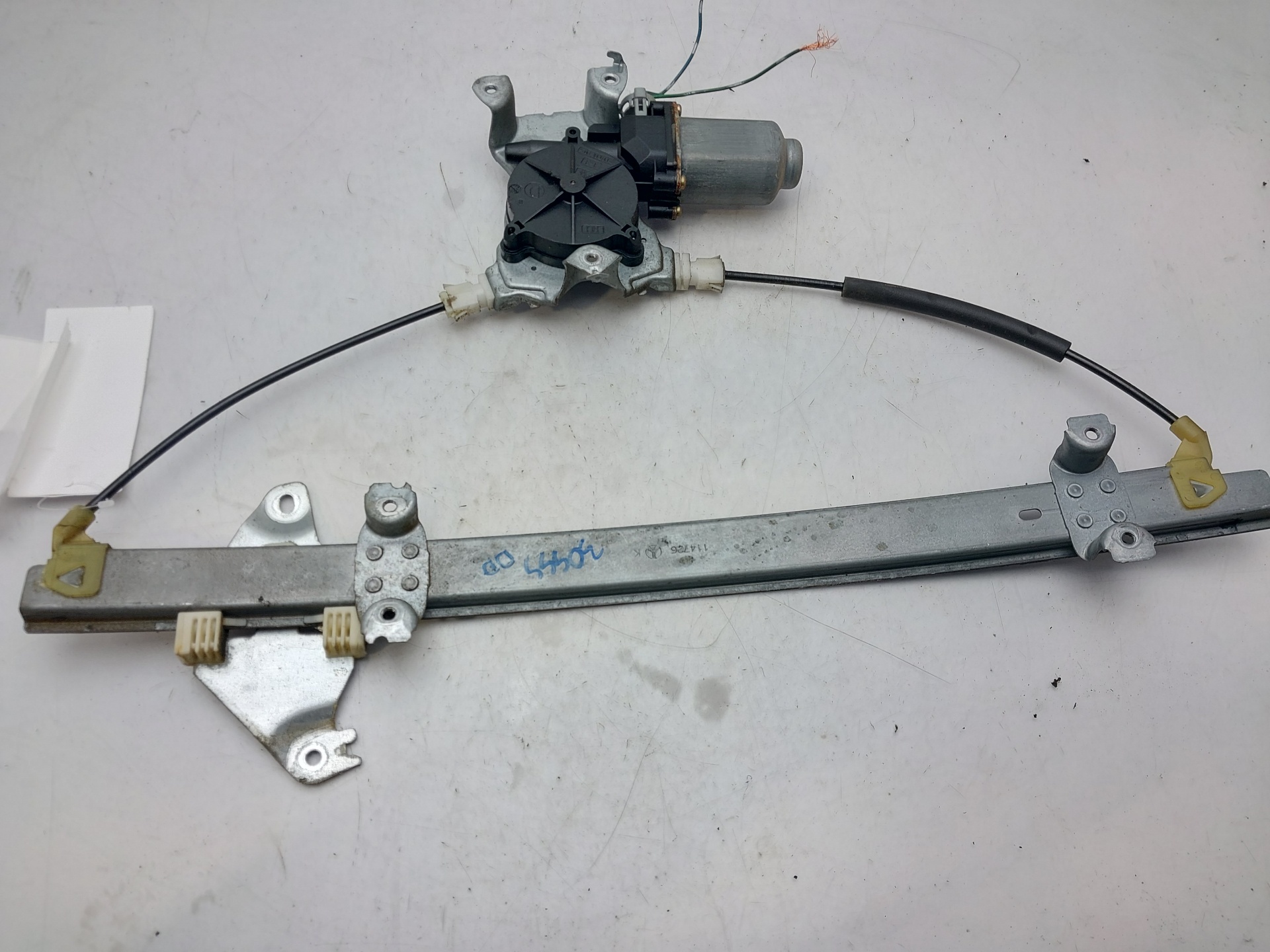 NISSAN Almera N16 (2000-2006) Front Right Door Window Regulator 80700BM605 23011701