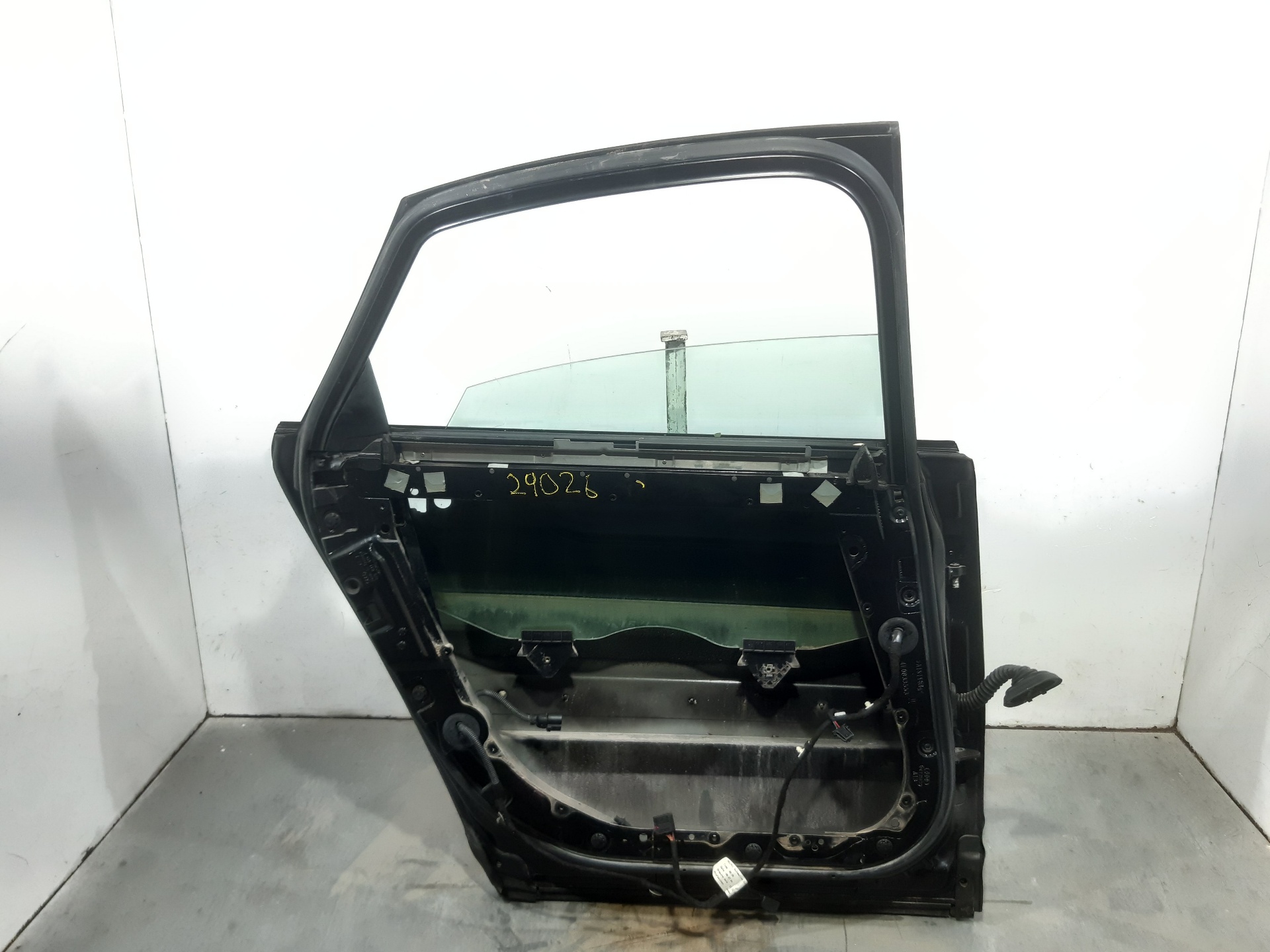 VAUXHALL A8 D3/4E (2002-2010) Porte arrière gauche 4E0833051C 24119335