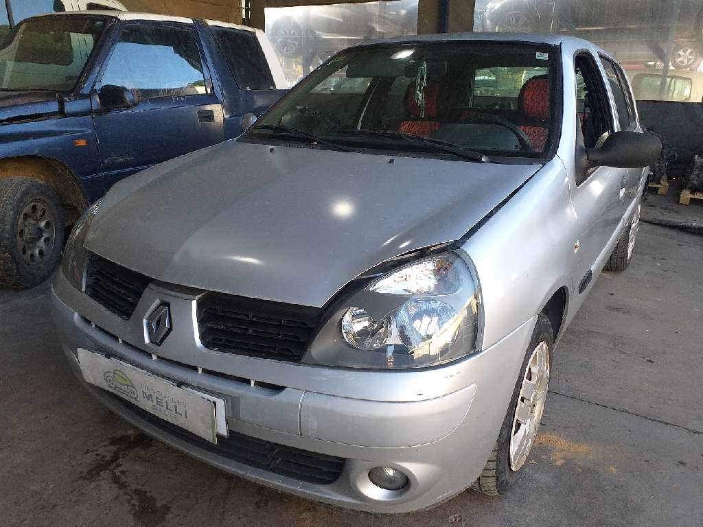 RENAULT Clio 2 generation (1998-2013) Задна дясна задна лампа 8200917487 18529675