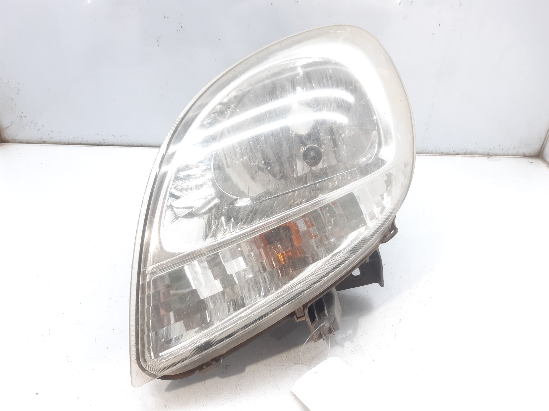 ASTON MARTIN Kangoo 1 generation (1998-2009) Phare avant gauche 8200236590 24053458