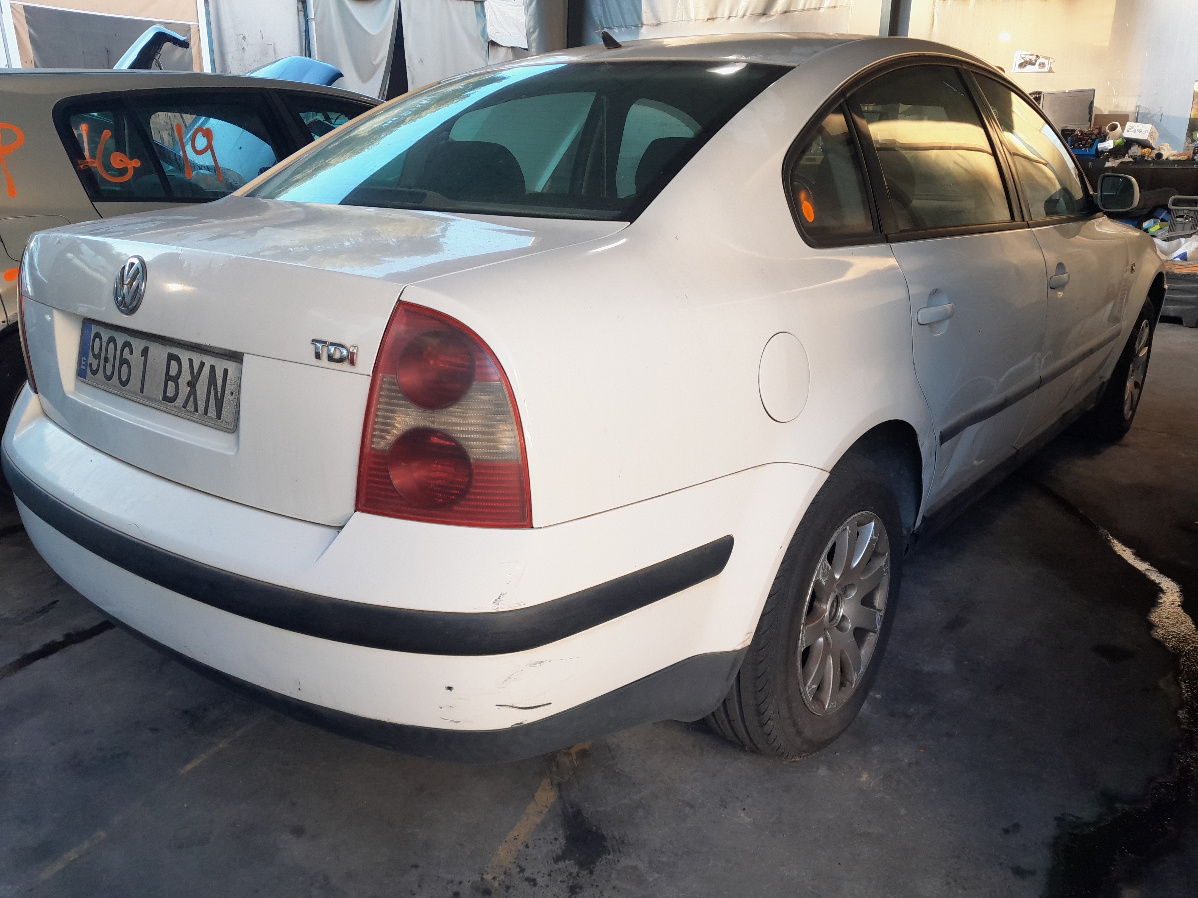 VOLKSWAGEN Passat B5 (1996-2005) Masseluftstrømssensor MAF 038906461 23669274