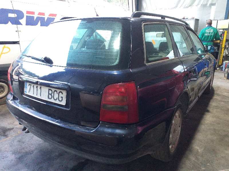 AUDI A4 B5/8D (1994-2001) Рабочий тормозной цилиндр 4D0611021A 22043431