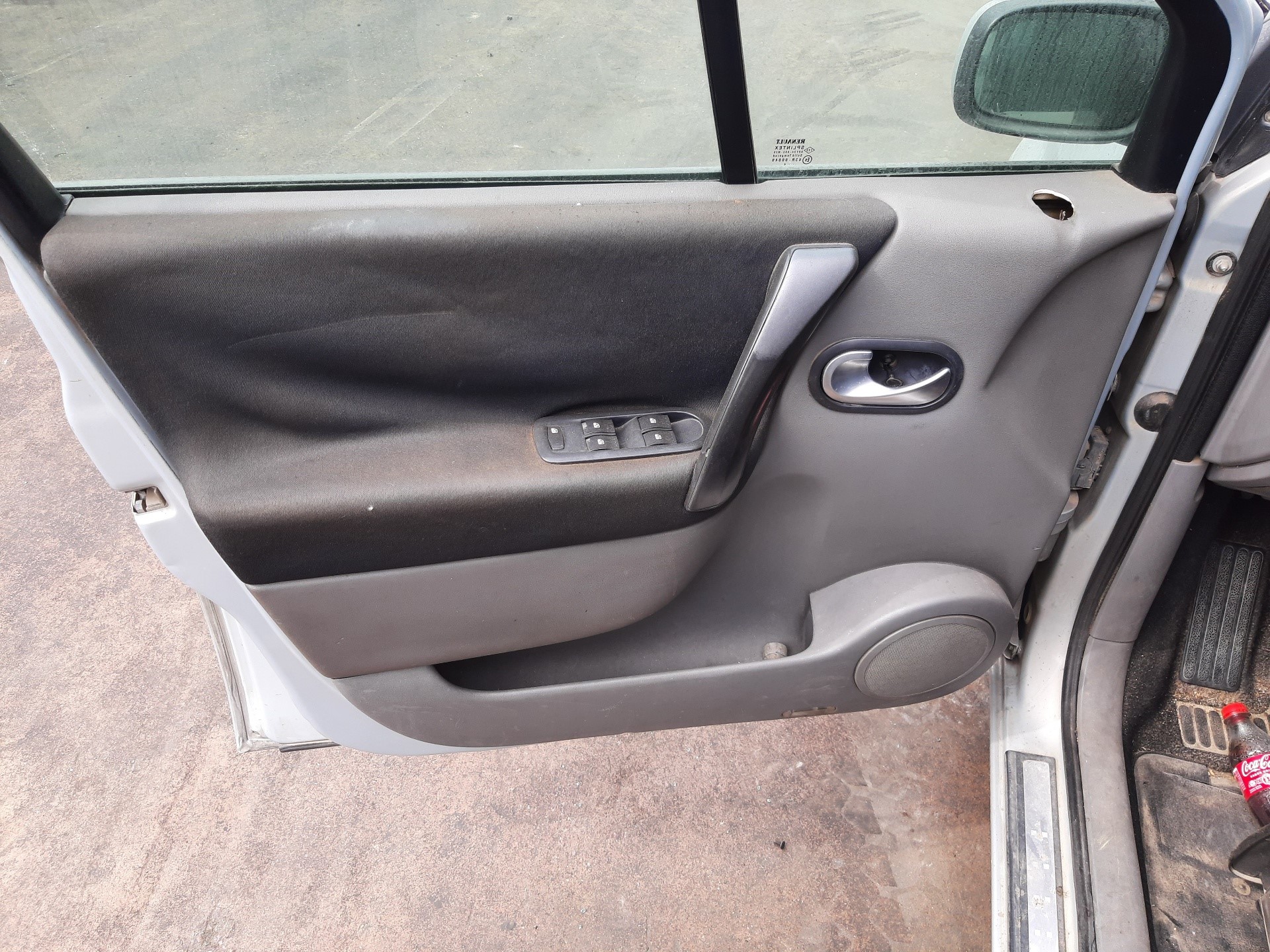 HYUNDAI Scenic 2 generation (2003-2010) Drošinātāju kārba 8200309690 20993399