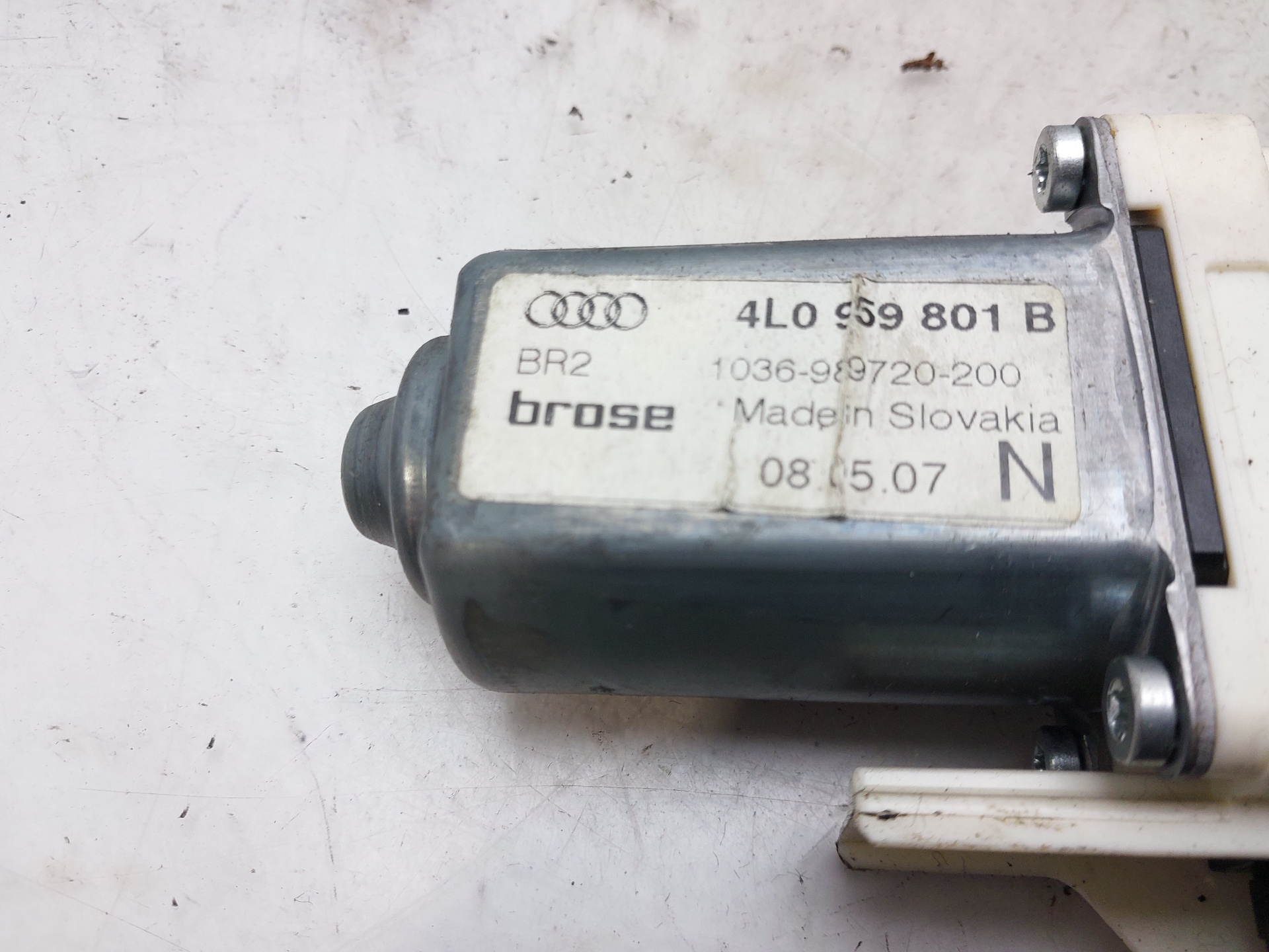 AUDI Q7 4L (2005-2015) Rear Left Door Window Control Motor 4L0959801B 20789038