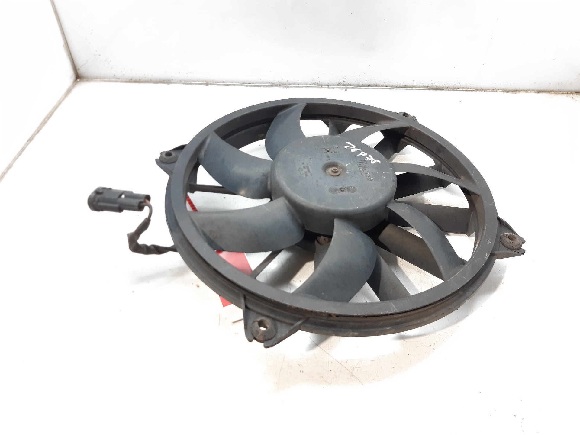 CITROËN C4 1 generation (2004-2011) Diffuser Fan 9650116580 22037081