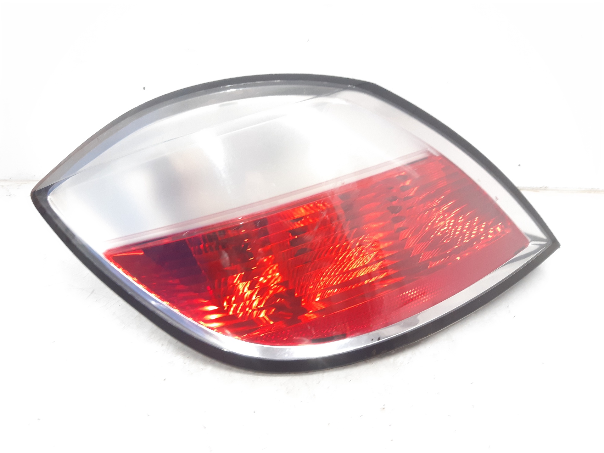 OPEL Astra J (2009-2020) Rear Left Taillight 24451835 18650874