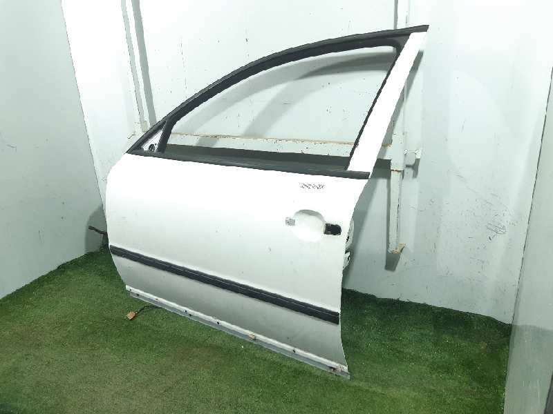 SKODA Superb 1 generation (2001-2008) Front Left Door 3B4831051BE 18509318