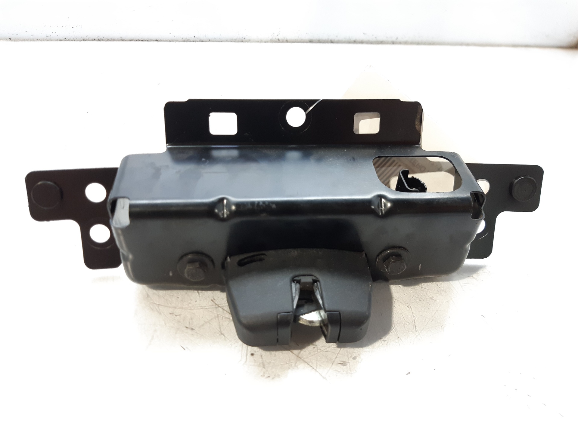 PEUGEOT 208 Peugeot 208 (2012-2015) Замок багажника 9151487499H 23112740