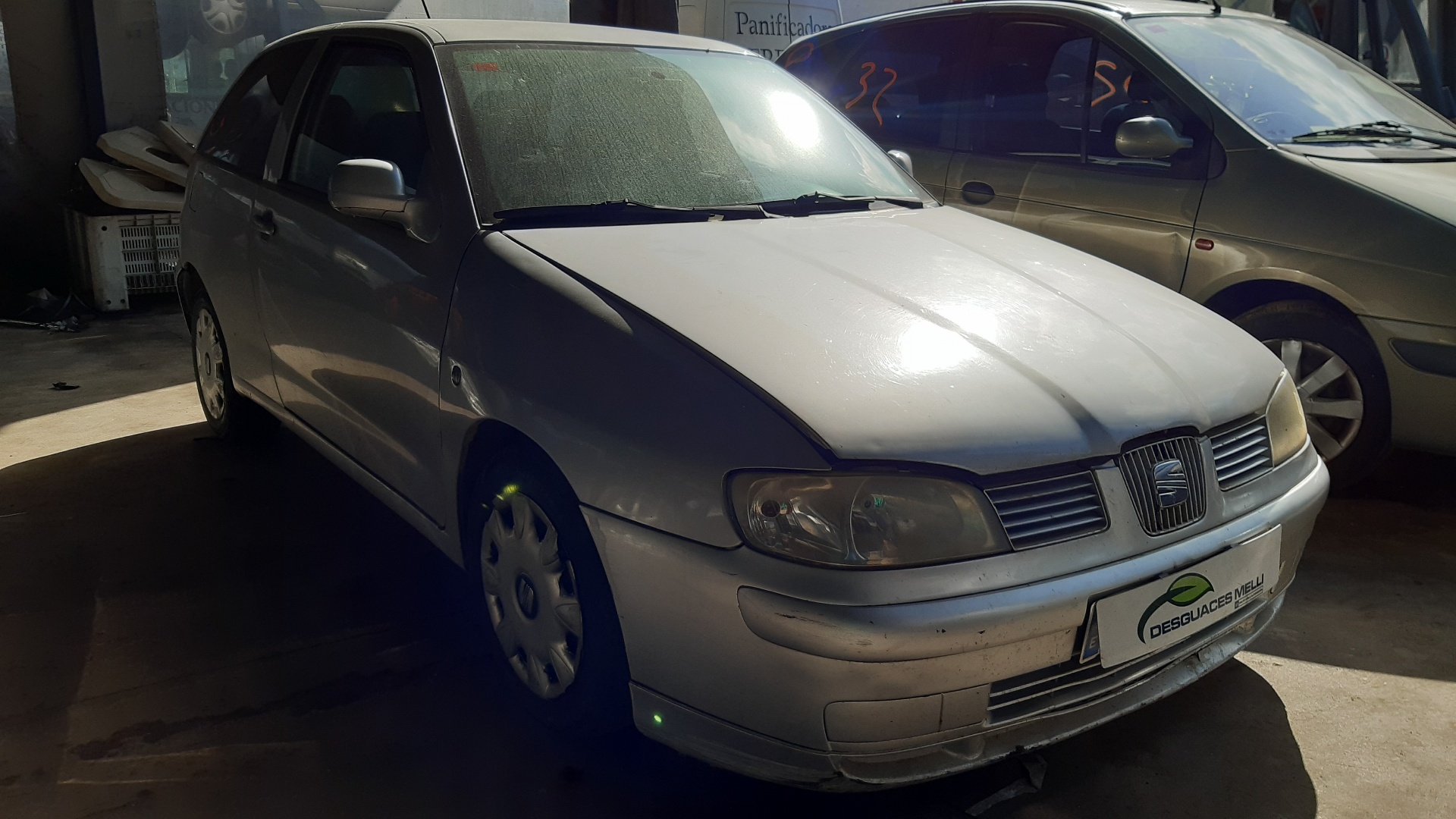 SEAT Cordoba 1 generation (1993-2003) Наружная ручка передней правой двери 6K0837208BFKZ 22043783