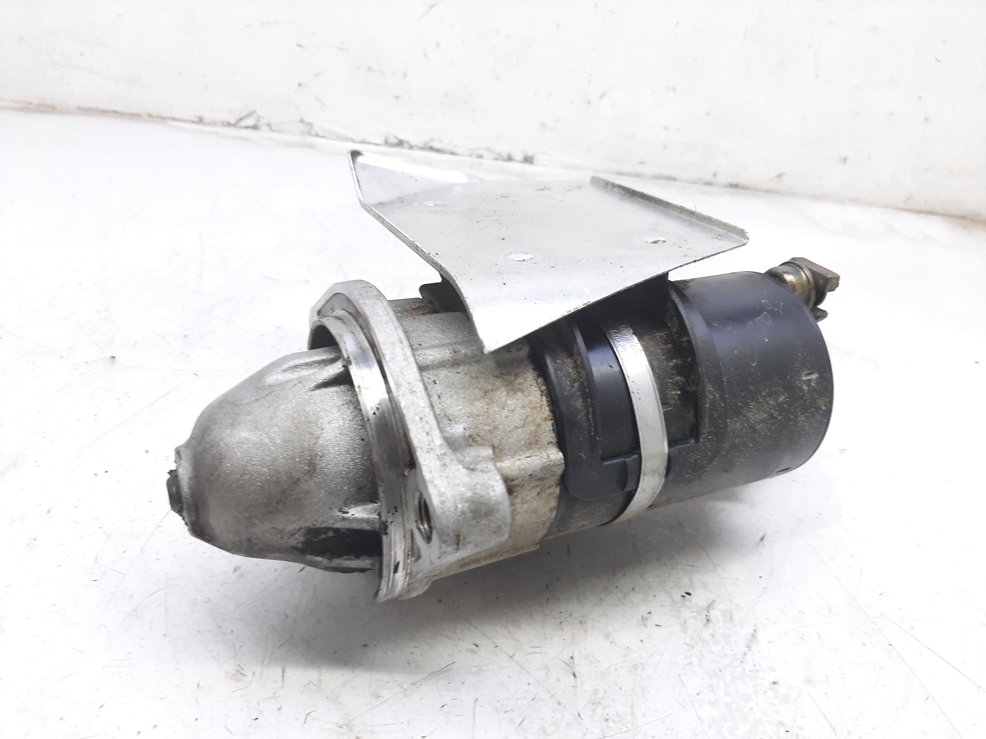 VOLKSWAGEN Passat B5 (1996-2005) Starter Motor 053911023A 18797541