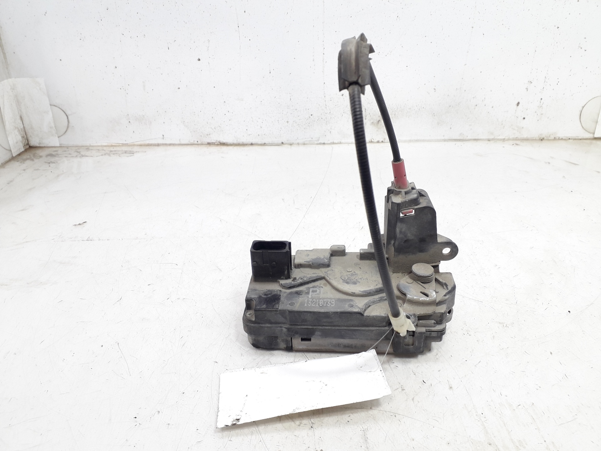 OPEL Astra J (2009-2020) Front Right Door Lock 13210739 24052165