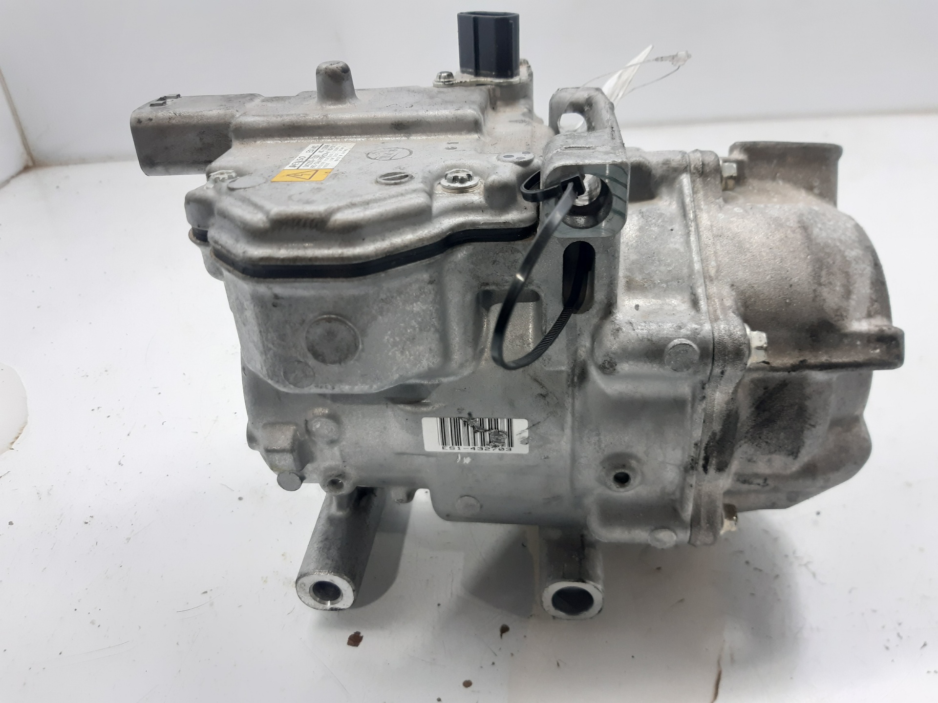 TOYOTA Yaris 3 generation (2010-2019) Ilmastointipumppu 0422001501 18669086