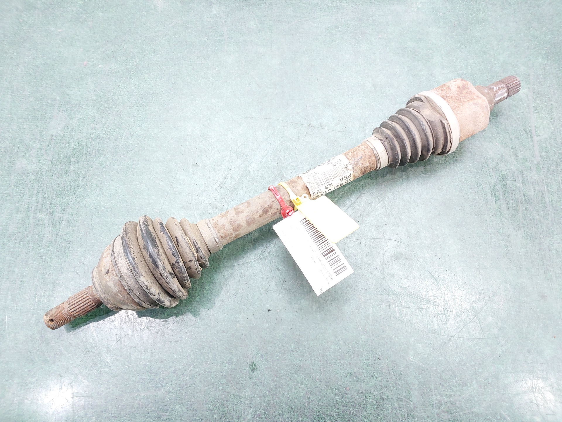 PEUGEOT 2008 1 generation (2013-2020) Front Left Driveshaft 9684135380 24145586