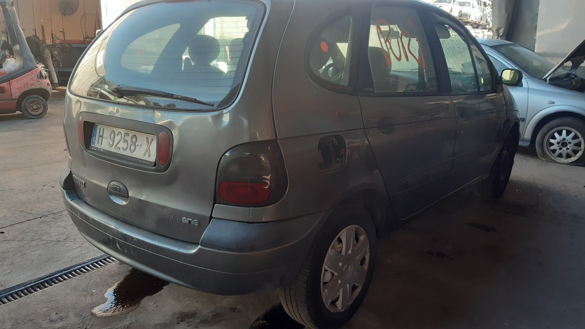 RENAULT Megane 1 generation (1995-2003) Фара передняя левая 260605784R 18707141