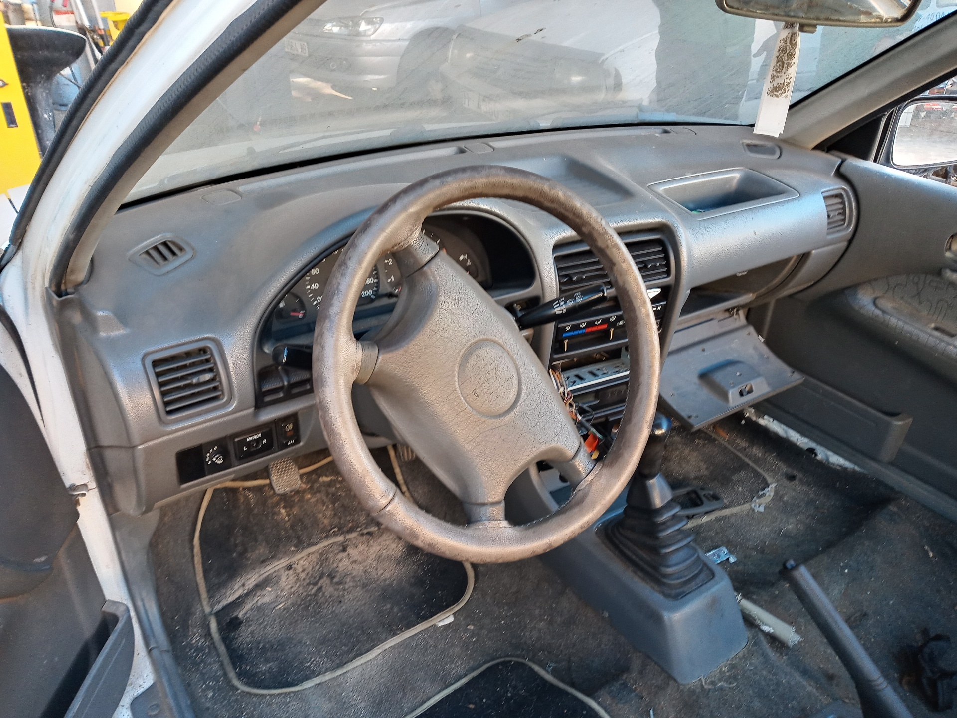 SUZUKI Swift 2 generation (1990-2004) Помпа за климатик 9520170CM0 25796316