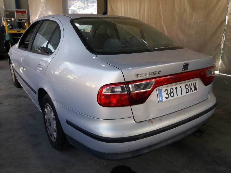 SUBARU Toledo 2 generation (1999-2006) Priekšējais labais miglas lukturis 1M0941702B 18372083