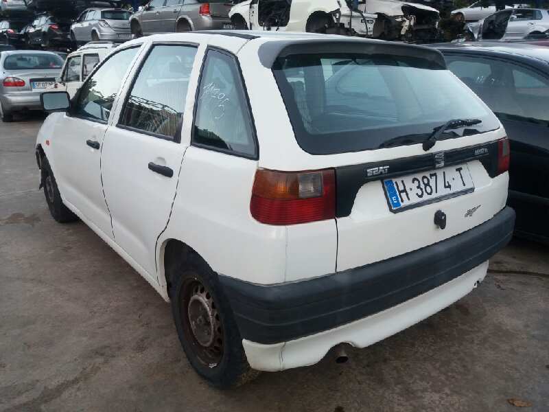 SEAT Cordoba 1 generation (1993-2003) Передний левый указатель поворота 6K0953049 22067258