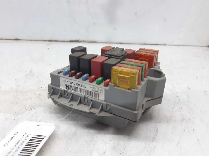 FIAT Doblo 1 generation (2001-2017) Fuse Box 51763772 18442898