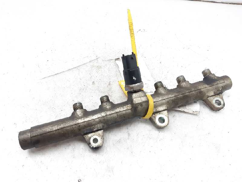 FIAT Doblo 1 generation (2001-2017) Fuel Rail 0445214016 20182258