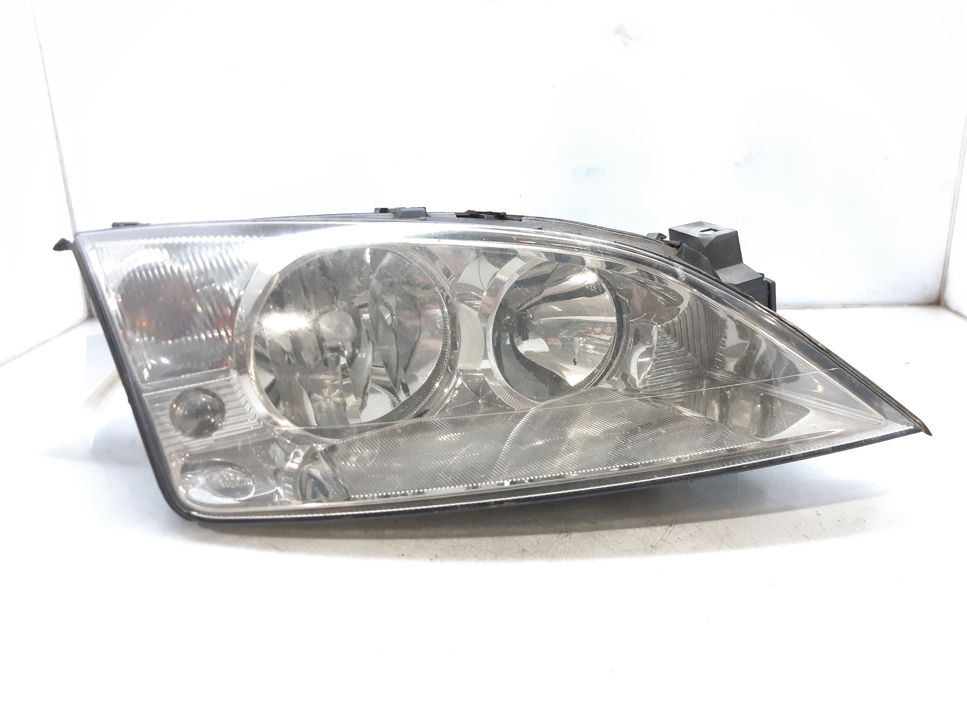 FORD Mondeo 3 generation (2000-2007) Front Right Headlight 1S7113005SE 18736372