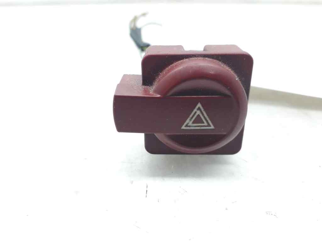 PEUGEOT C4 1 generation (2004-2011) Bouton de danger 96480877KR 20193822