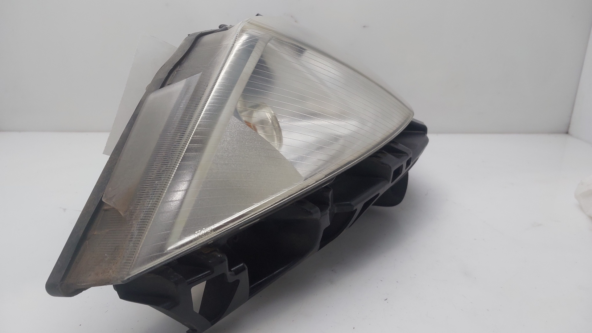 VAUXHALL Front Right Headlight 8200476431 25621637