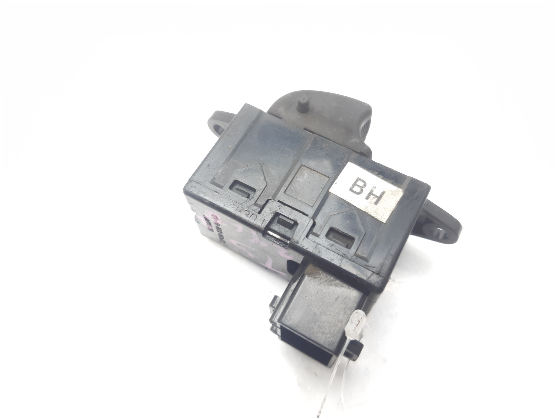 DAEWOO Rezzo KLAU (2000-2020) Rear Right Door Window Control Switch 96190777 20148393