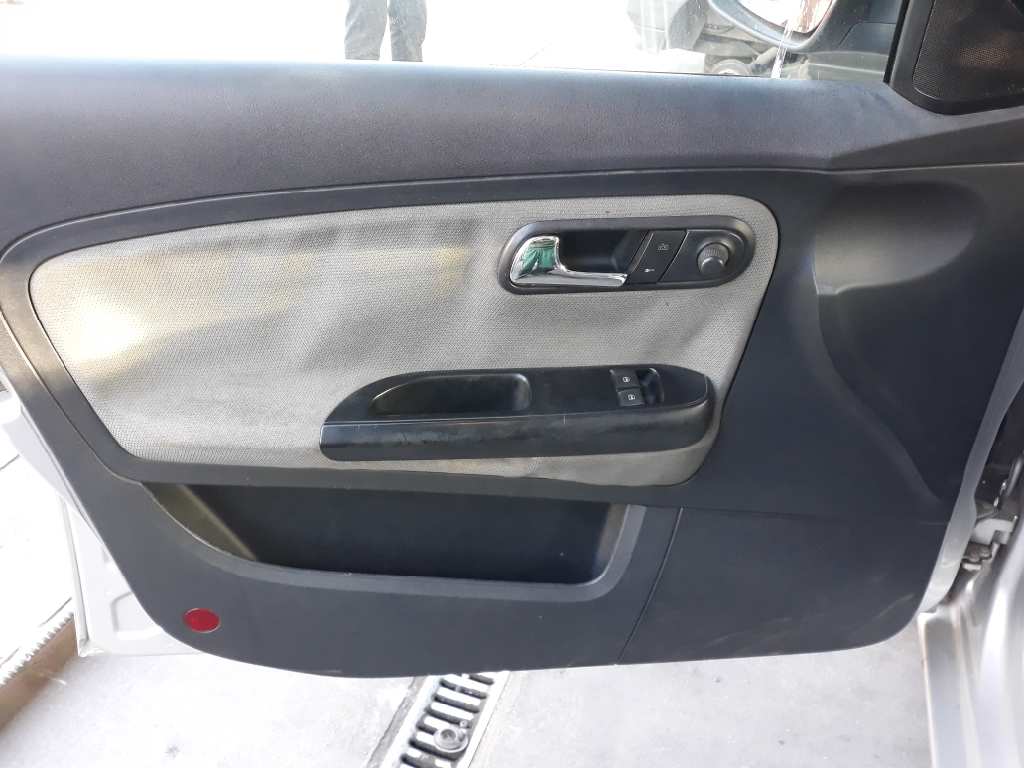 SEAT Cordoba 2 generation (1999-2009) Pompă de ulei 06A115105B 18410637