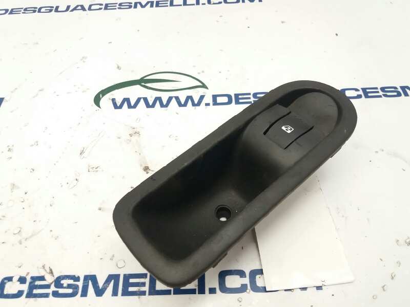 RENAULT Megane 2 generation (2002-2012) Rear Right Door Window Control Switch 156015540 20192251