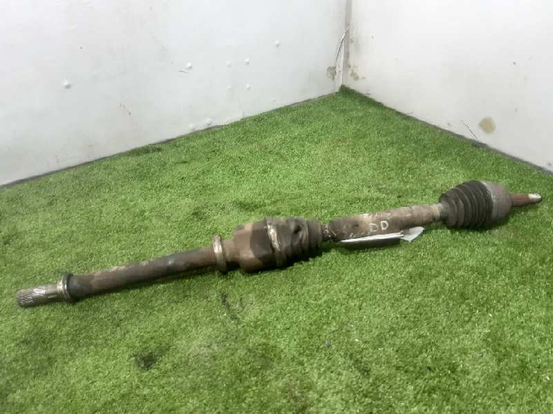 RENAULT Megane 2 generation (2002-2012) Front Right Driveshaft 8200379235 18517380