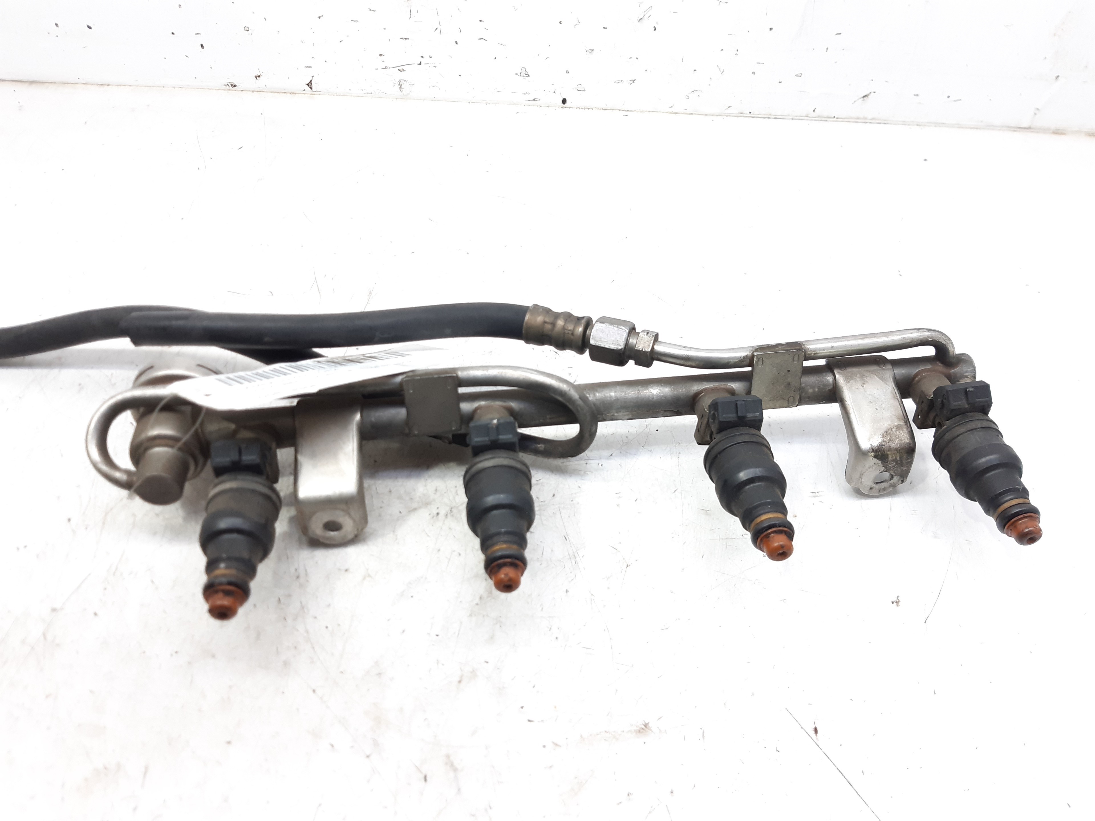 AUDI A4 B5/8D (1994-2001) Conducta alimentare auto 058133681 22305094