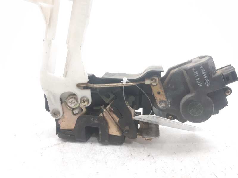 HYUNDAI Santa Fe SM (2000-2013) Rear Left Door Lock 8141026000 18444172