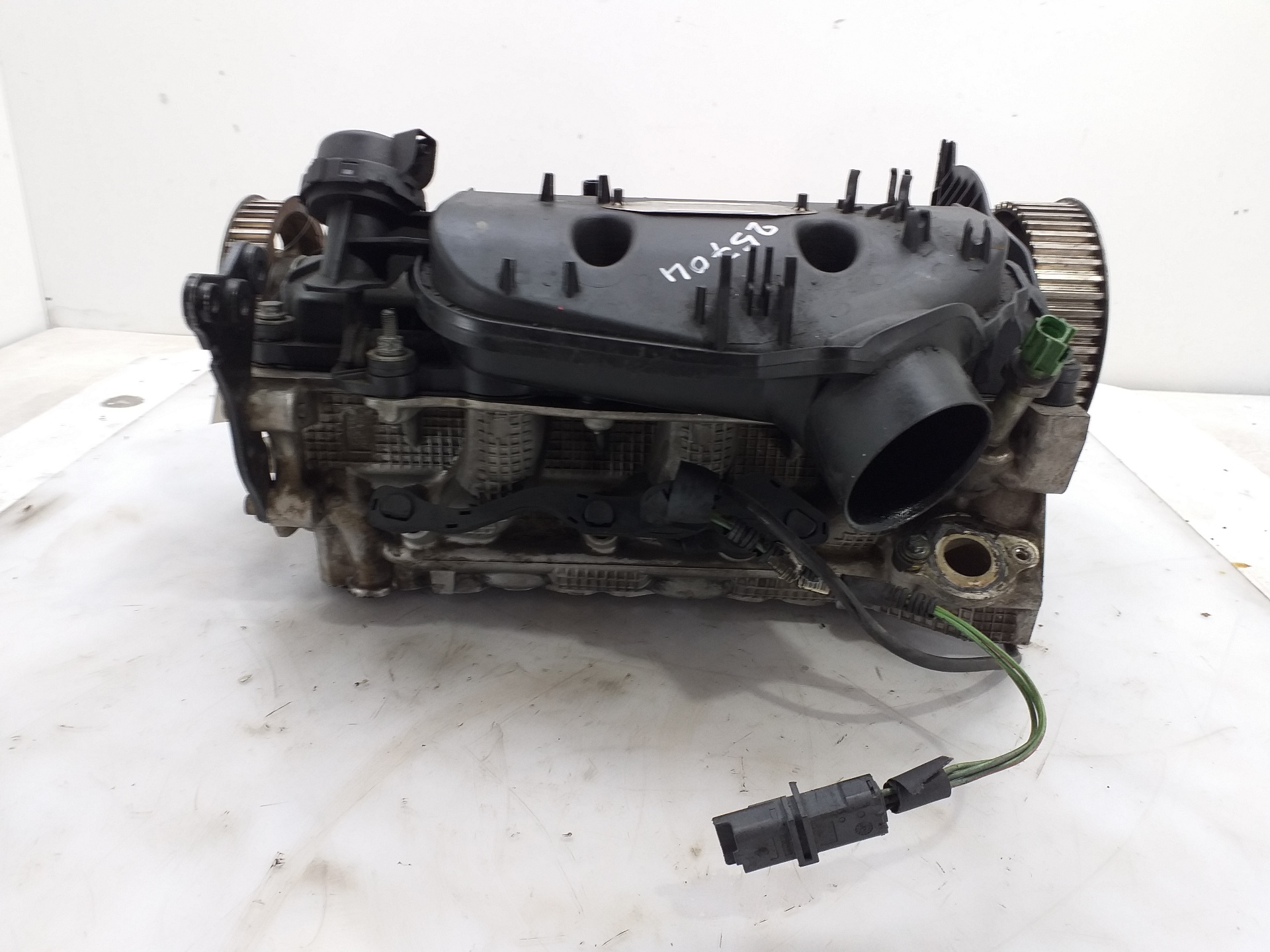 LAND ROVER Discovery 4 generation (2009-2016) Chiulasă motor 4R8Q6C064 18749922