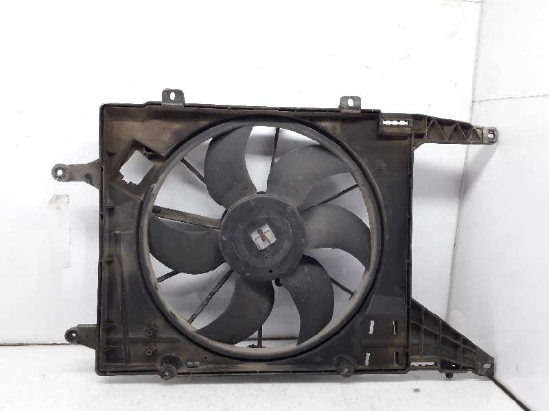 RENAULT Megane 1 generation (1995-2003) Difūzoriaus ventiliatorius 7701070217 22070469