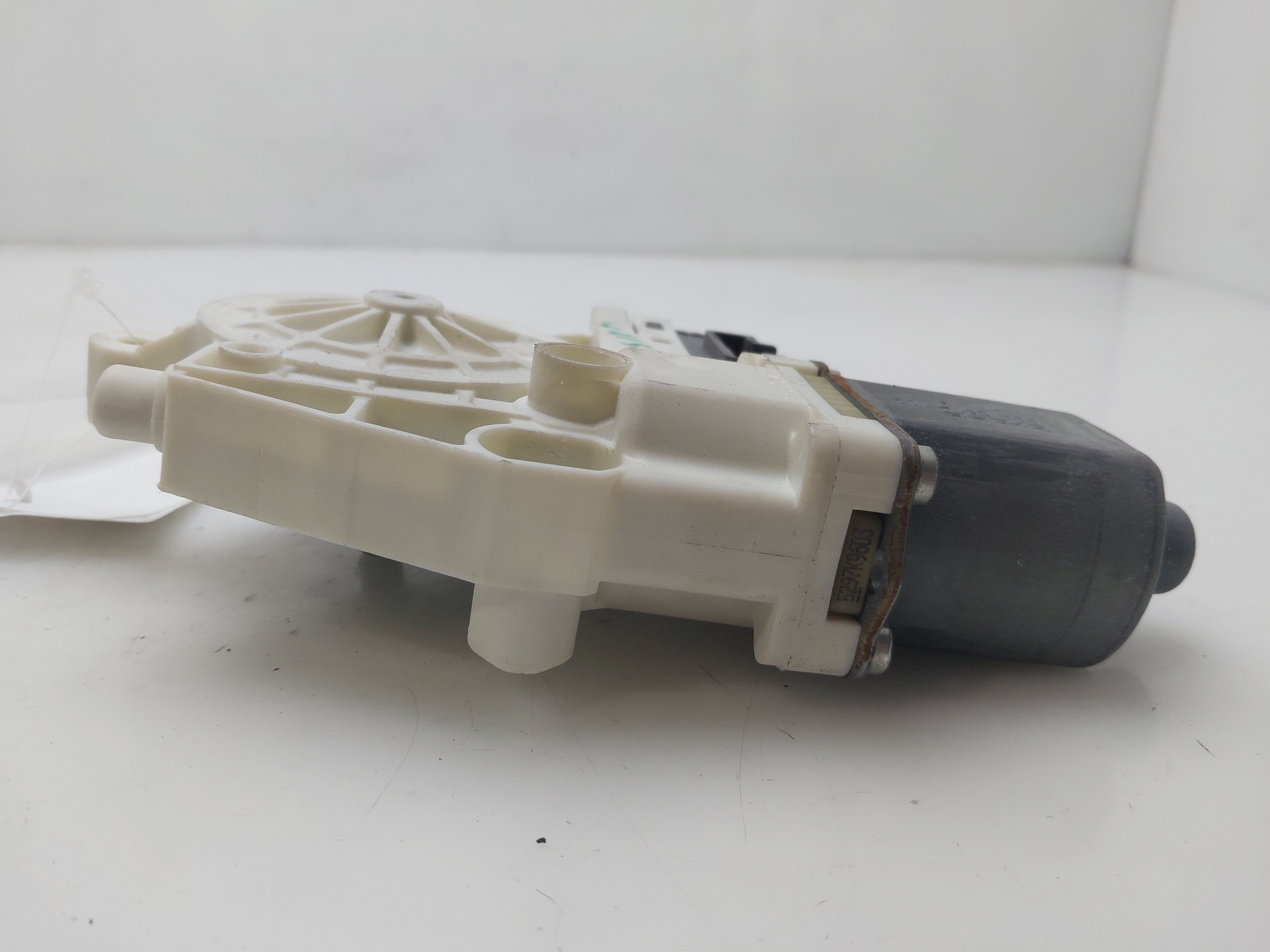 TOYOTA Avensis 3 generation (2009-2020) Rear Left Door Window Control Motor 0130822201 25703294