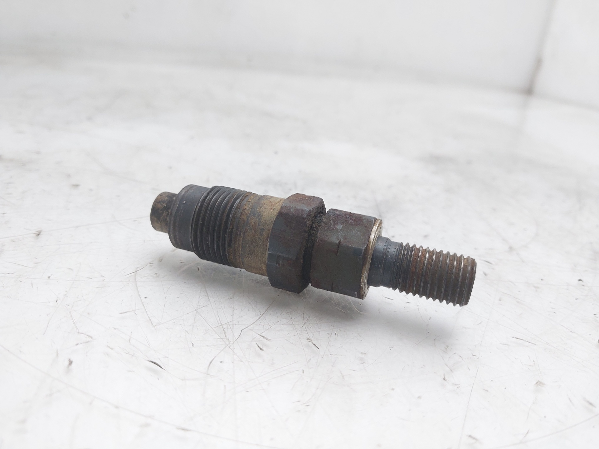 MITSUBISHI L200 3 generation (1996-2006) Injecteur de carburant MD196607 25576280