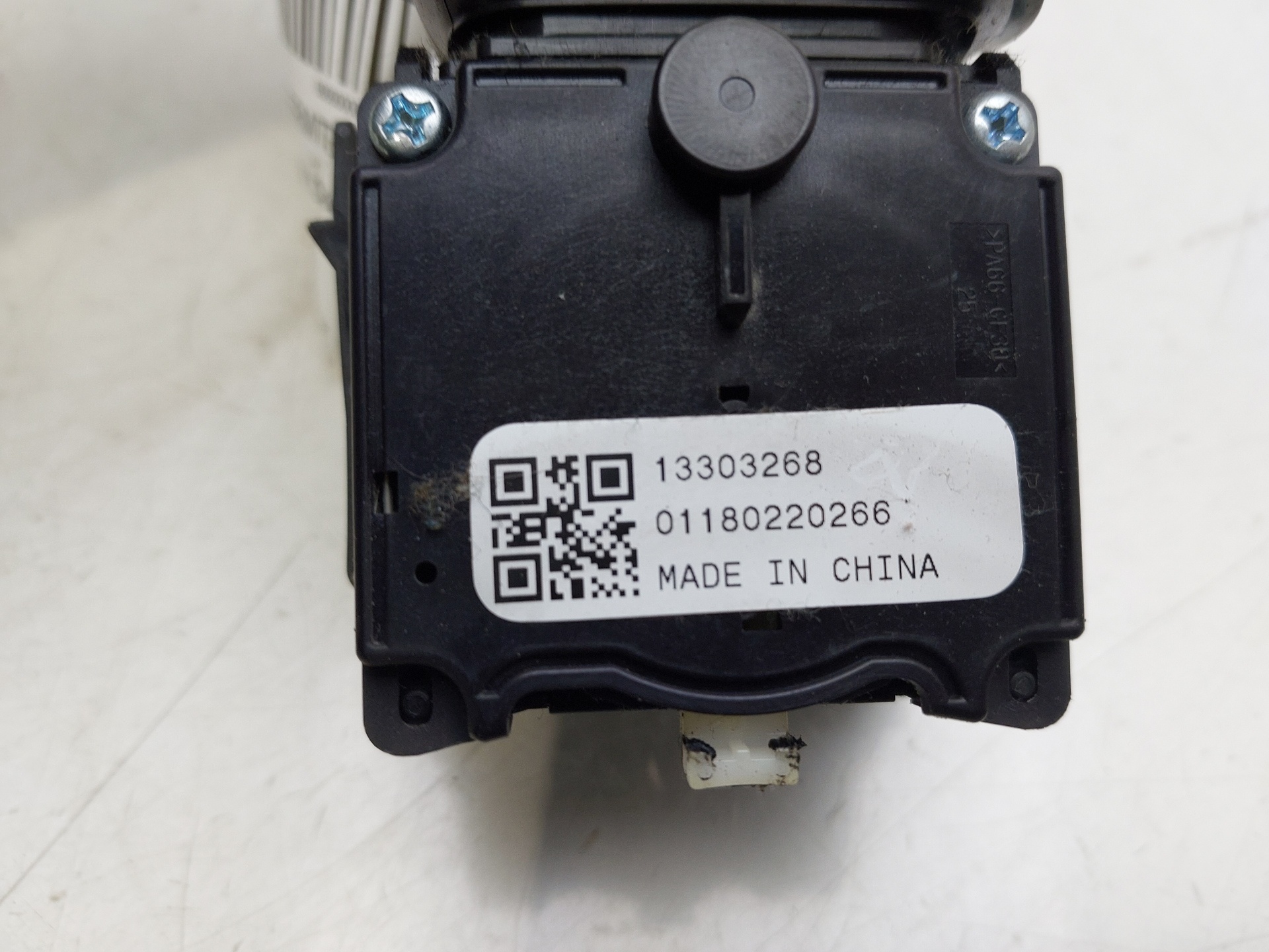 OPEL Astra J (2009-2020) поворота переключение  13303268 23804367