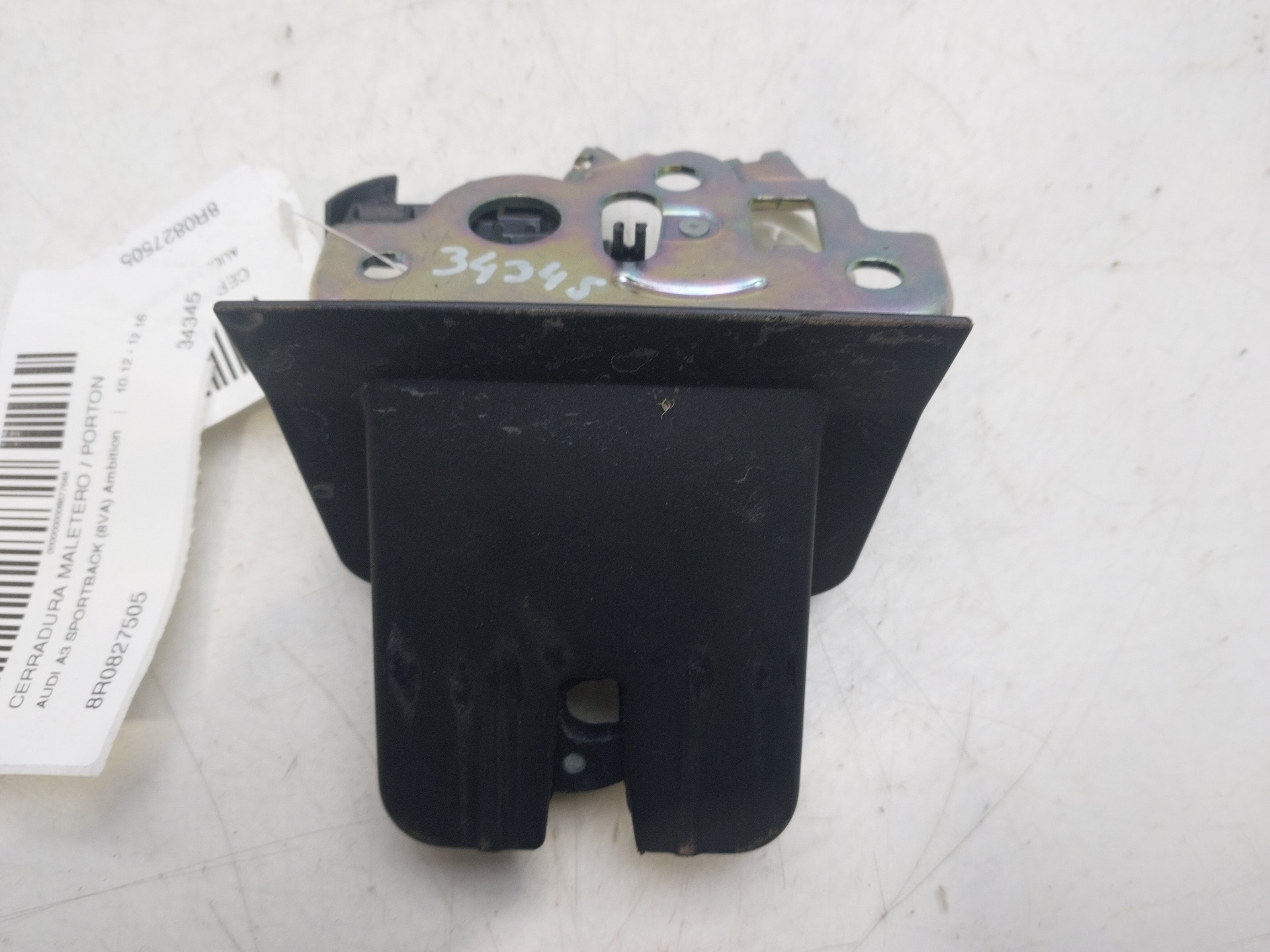 AUDI A3 8V (2012-2020) Tailgate Boot Lock 8R0827505 24761065