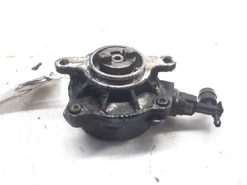 NISSAN Vacuum Pump 8200797164 25386235