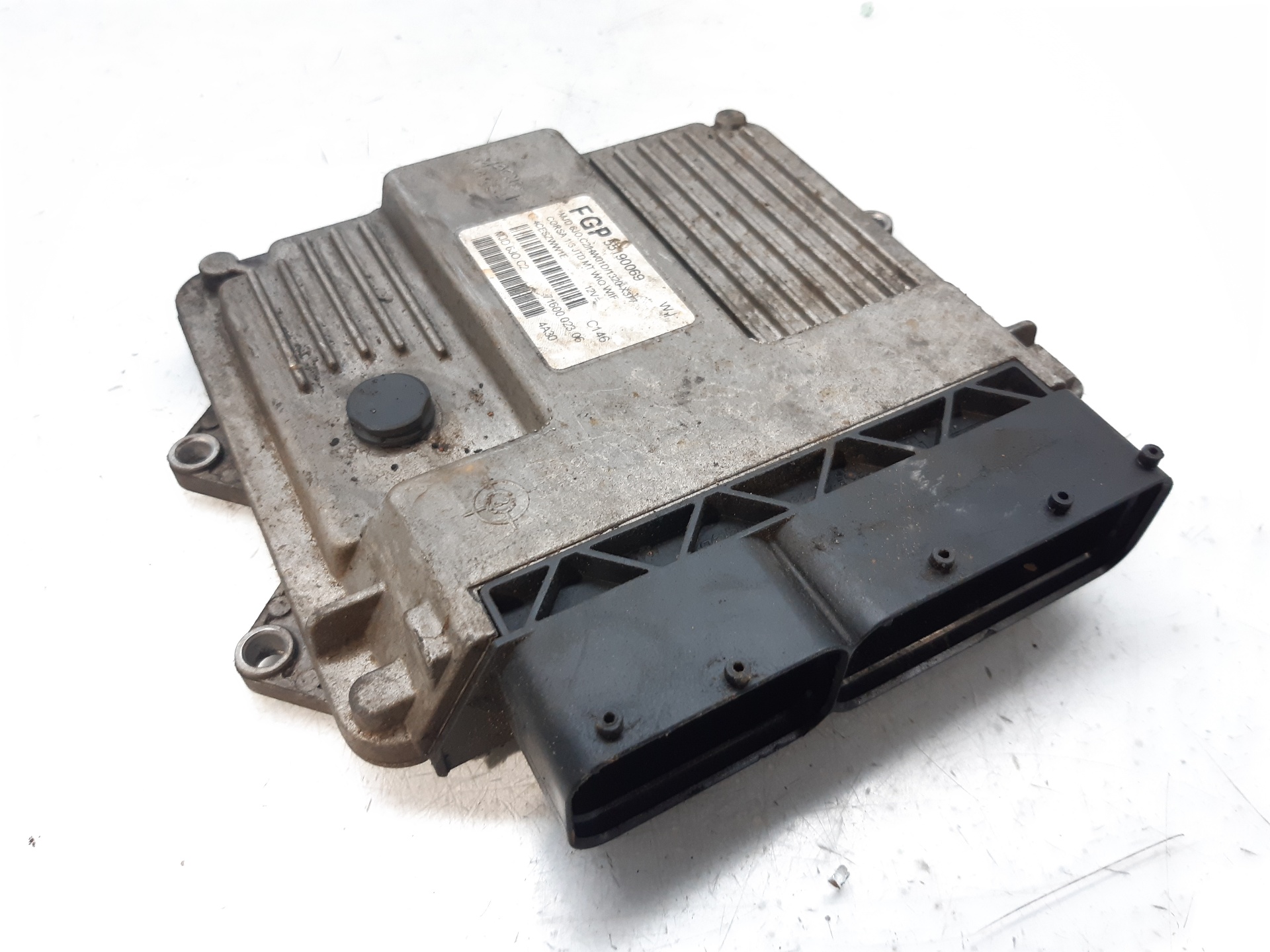 OPEL Corsa C (2000-2006) Moottorin ohjausyksikkö ECU 55190069 22300747