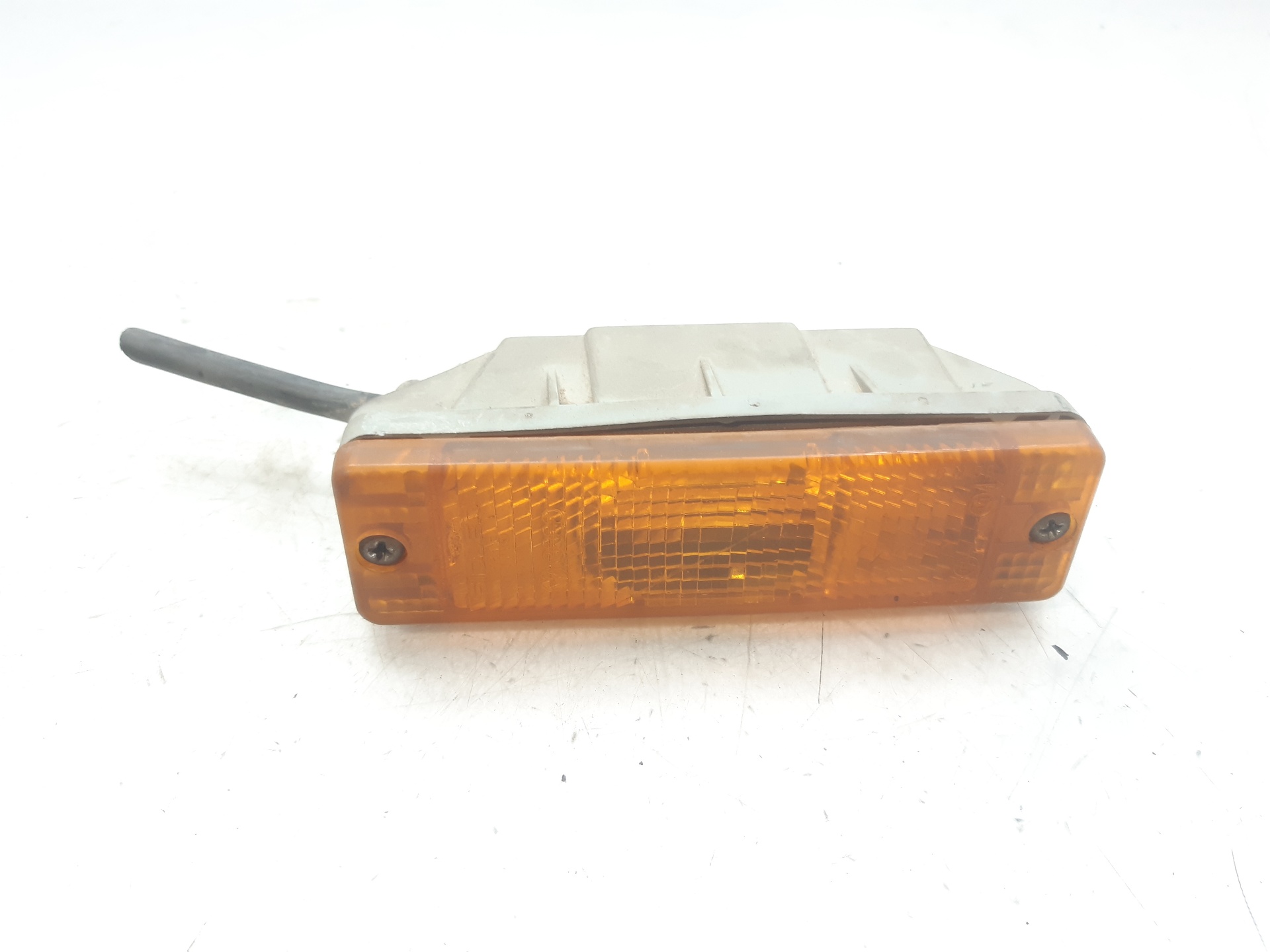 VOLKSWAGEN Polo 2 generation (1981-1994) Front Right Fender Turn Signal 171953049E 22375286