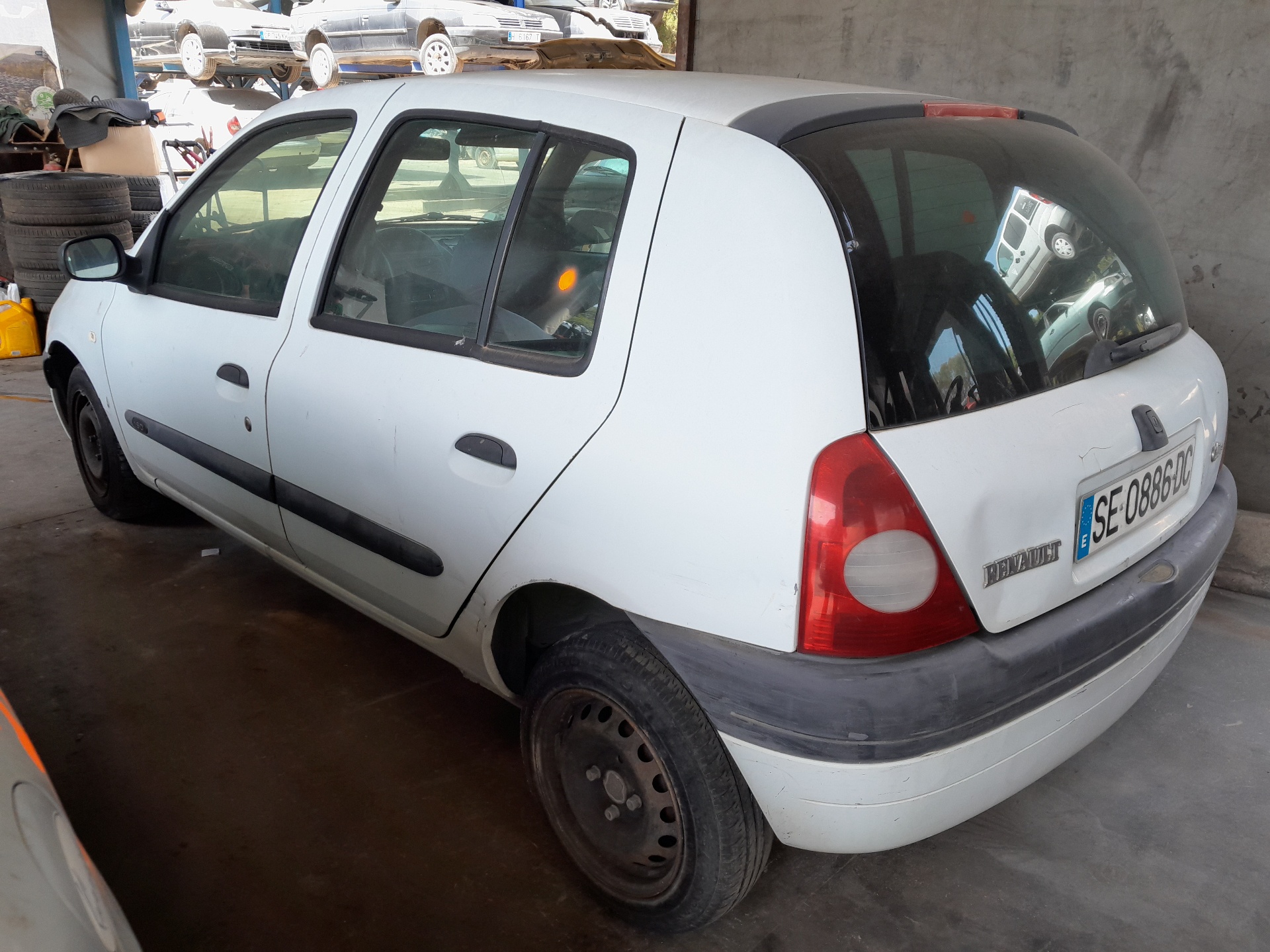 VAUXHALL Clio 2 generation (1998-2013) Задна дясна задна лампа 8200071414 20439443