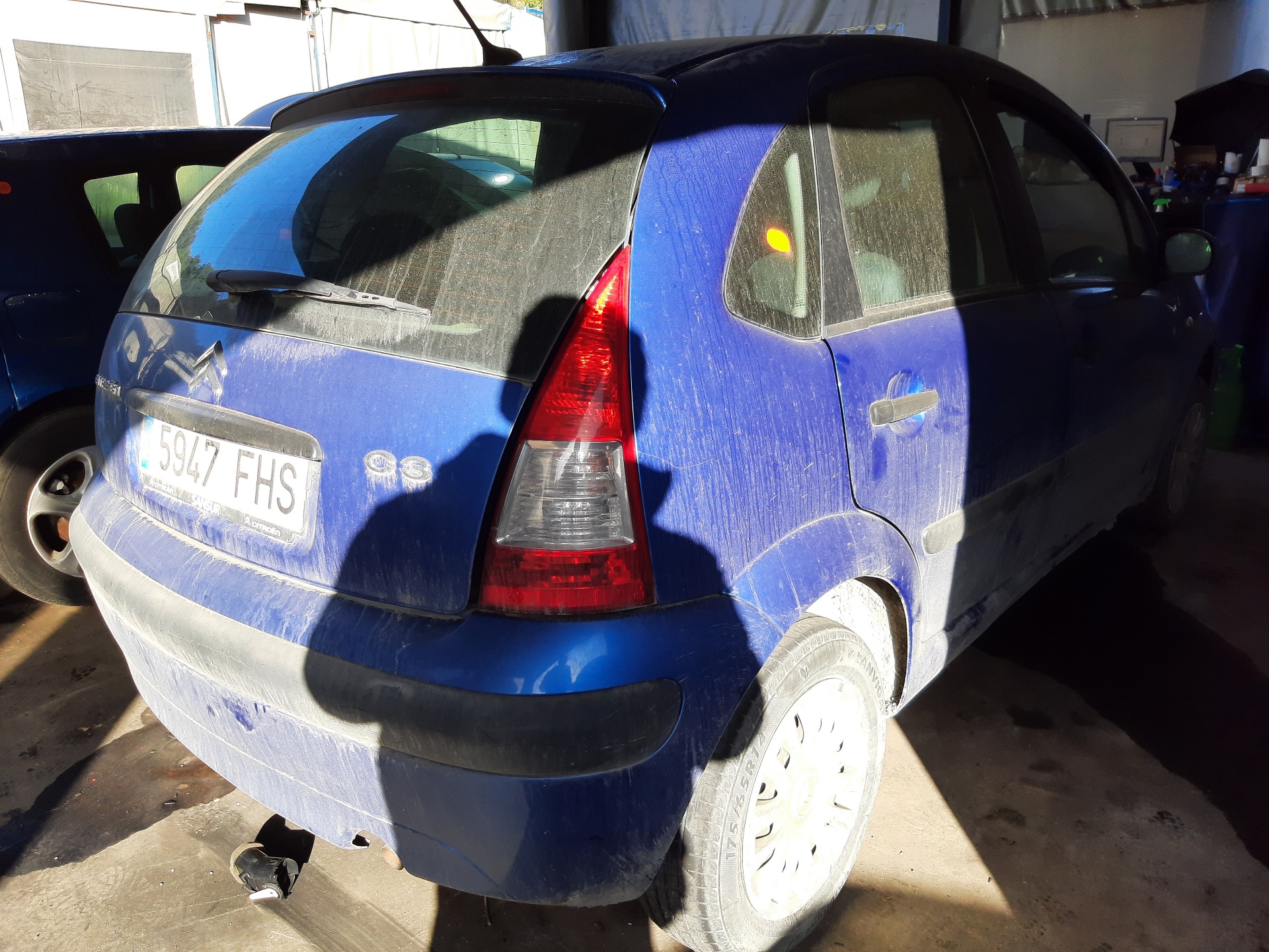 CITROËN C3 1 generation (2002-2010) Axul butuc roți stânga față 1607557480 24115466