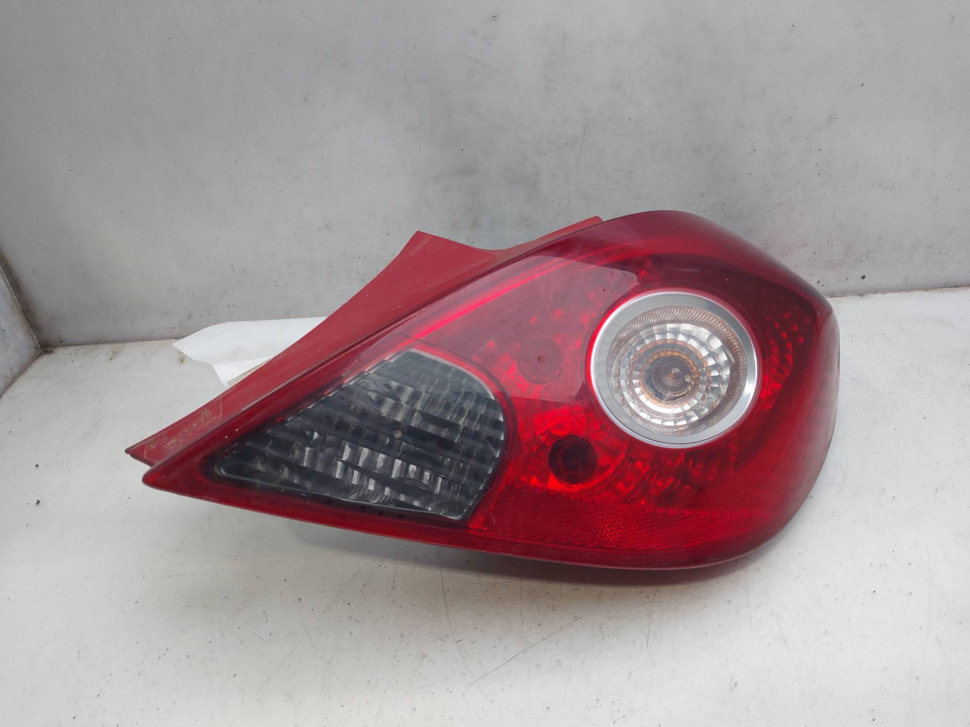 OPEL Corsa D (2006-2020) Rear Right Taillight Lamp 13186351 24143080