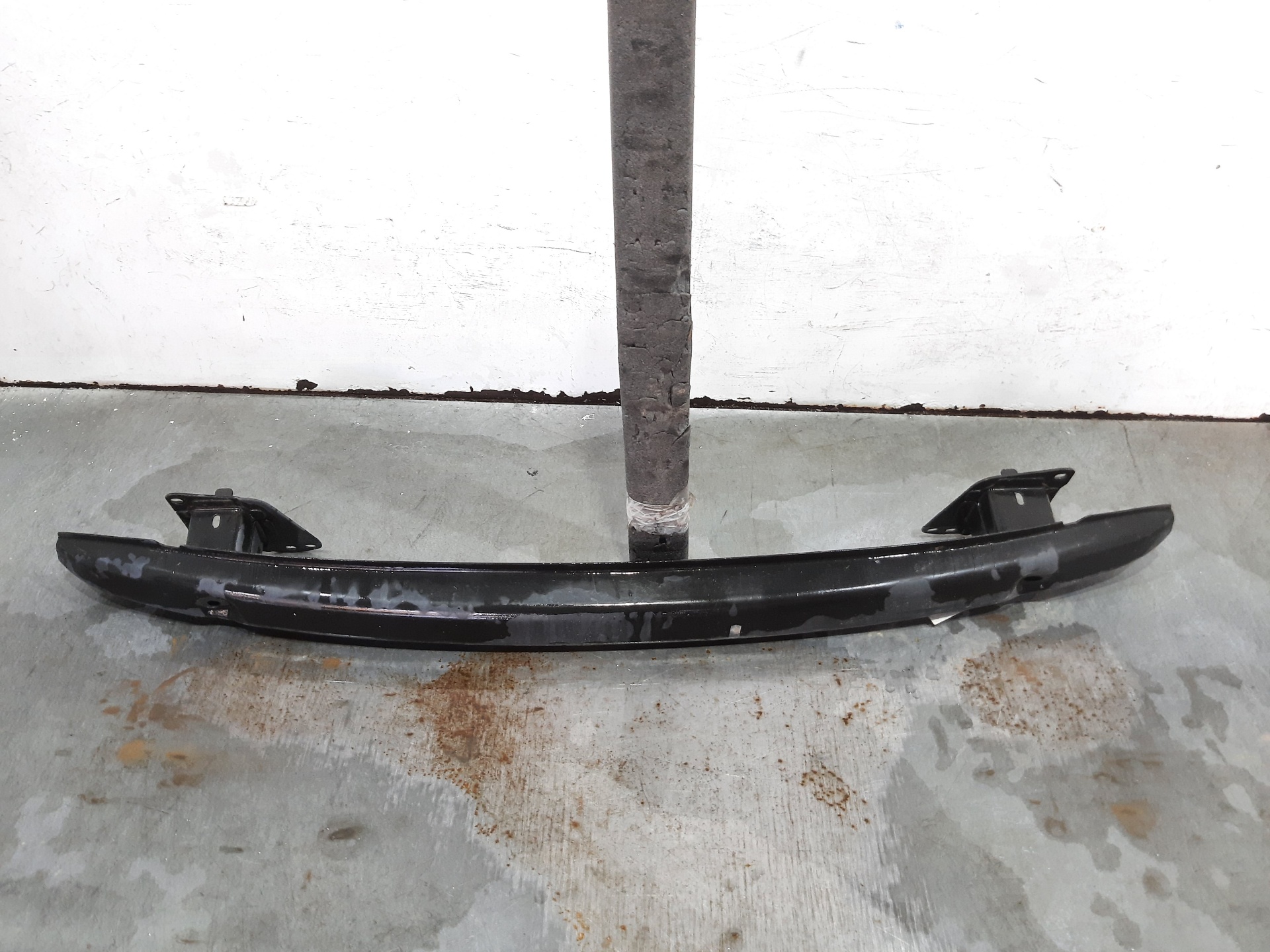 NISSAN Rear Crash Reinforcement  Bar 1J0807305 25811974