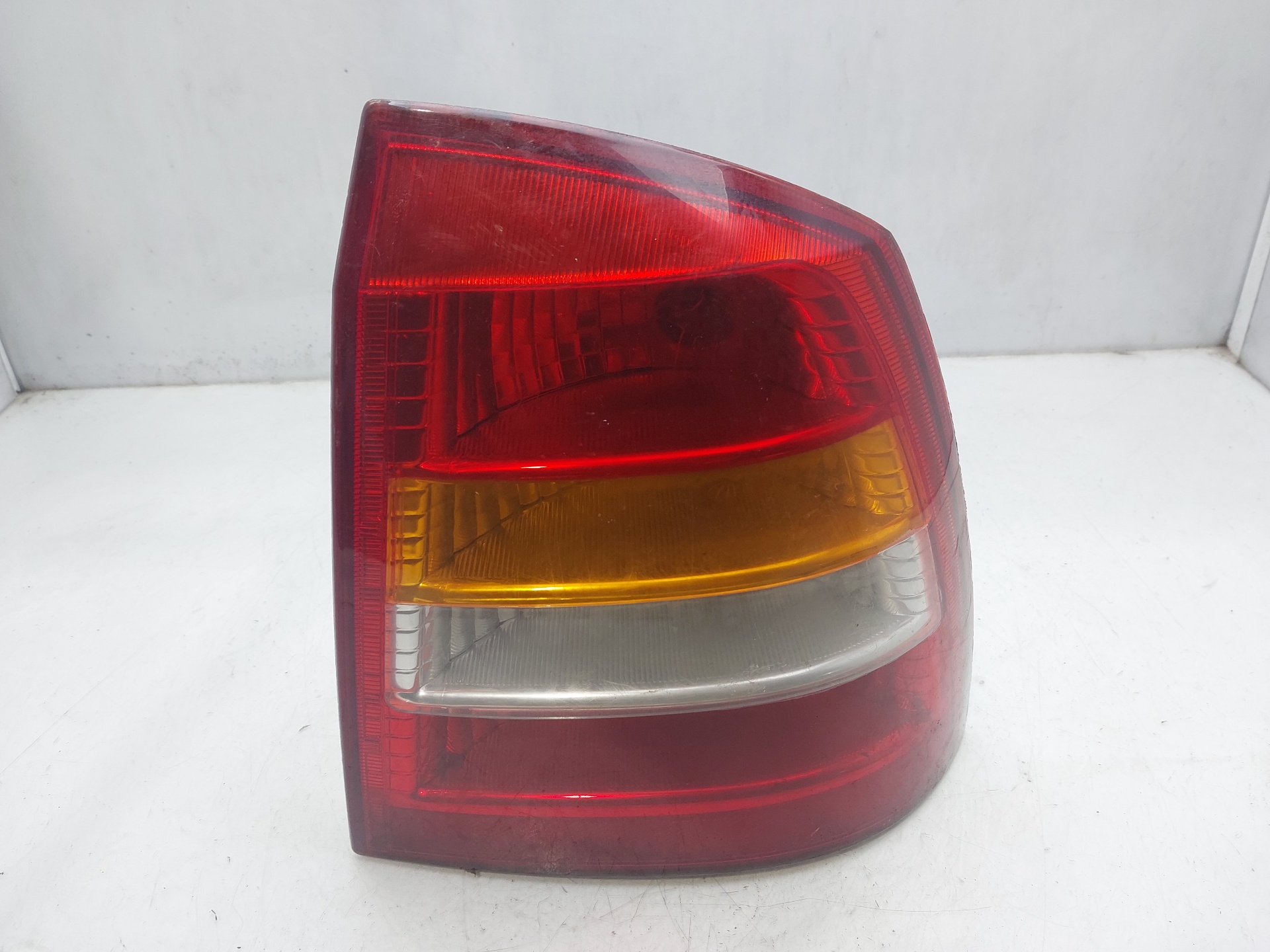 OPEL Astra H (2004-2014) Rear Right Taillight Lamp 93241043 24759143