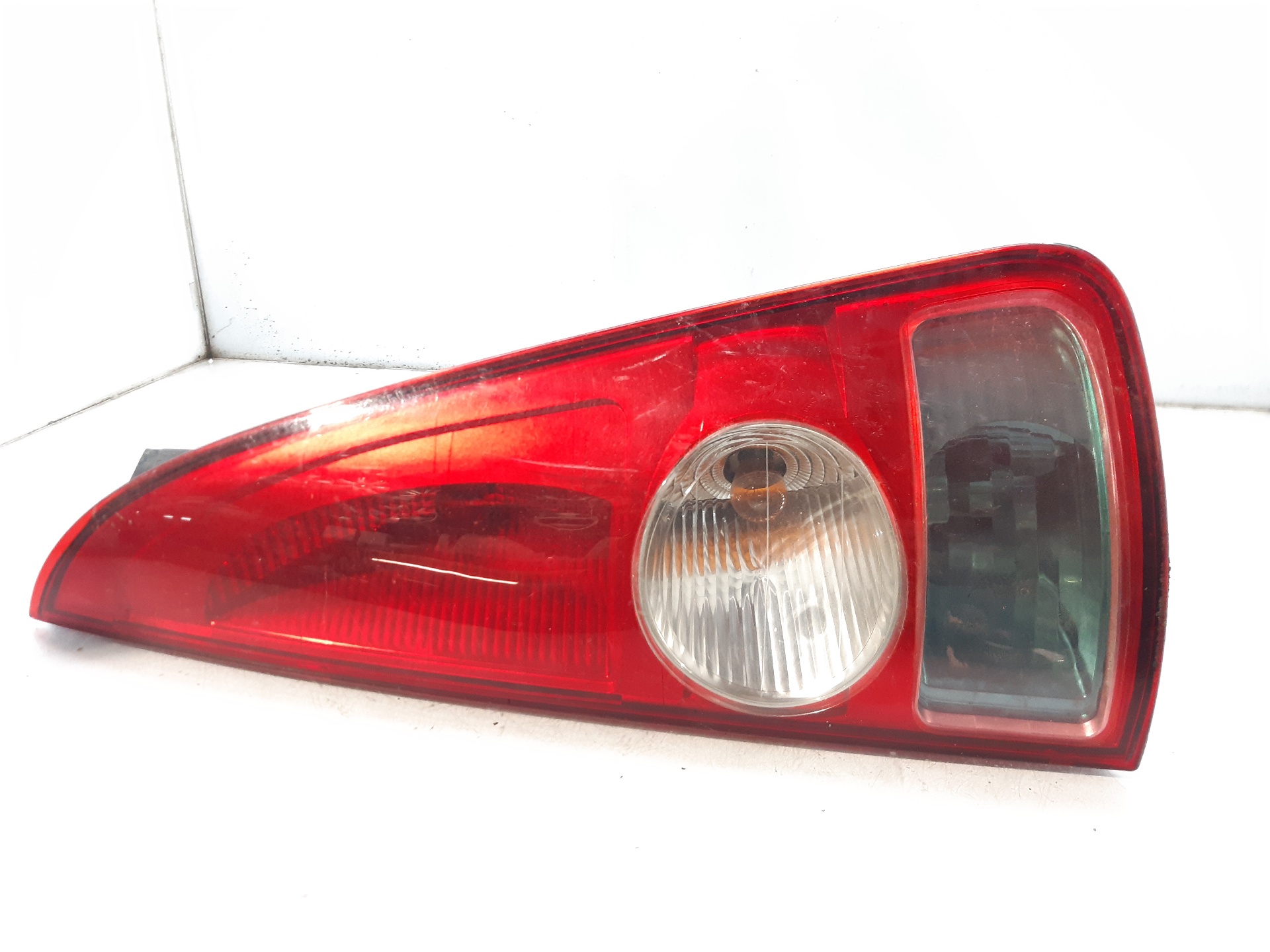 RENAULT Espace 4 generation (2002-2014) Rear Right Taillight Lamp 8200027152 24113285