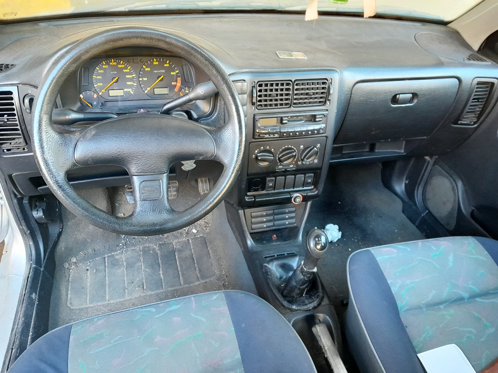 SEAT Ibiza 2 generation (1993-2002) Priekinių dešinių durų veidrodis 415312302 22461958